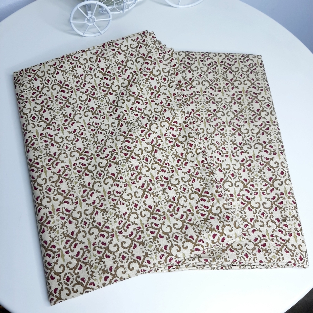 New Set of Two Pillow Cases by Home Expressions